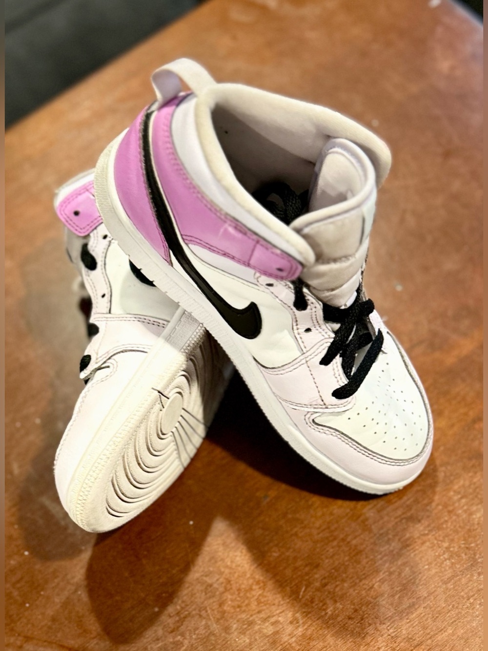 Jordan Size 3Y Shoes Nike Air Jordan 1 Mid Barely Grape Sneakers Youth 3 Big Kid
